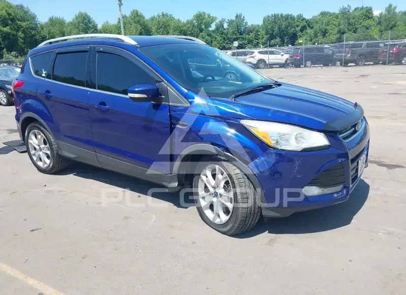 2016 Ford ESCAPE photo