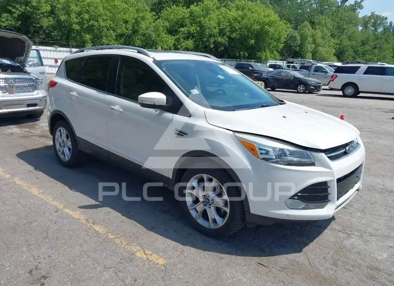 2016 Ford ESCAPE photo