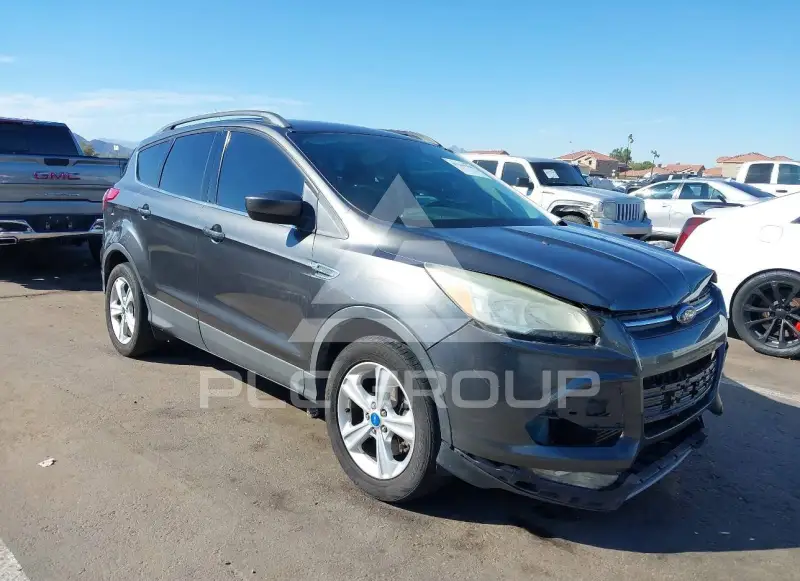 2016 Ford ESCAPE photo