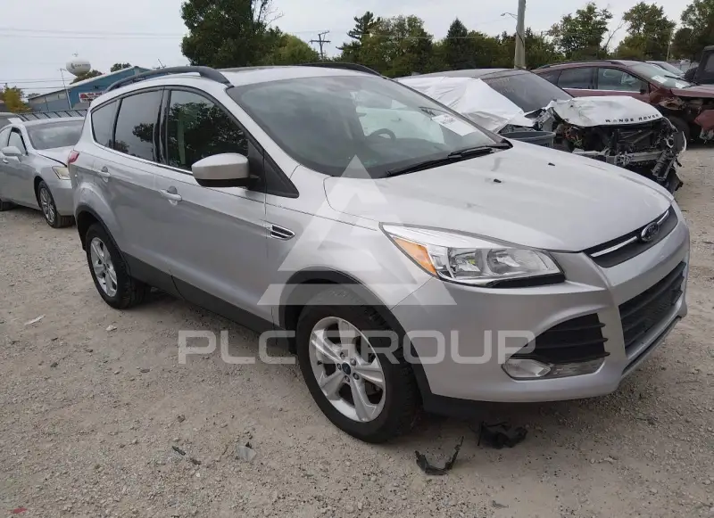 2016 Ford ESCAPE photo