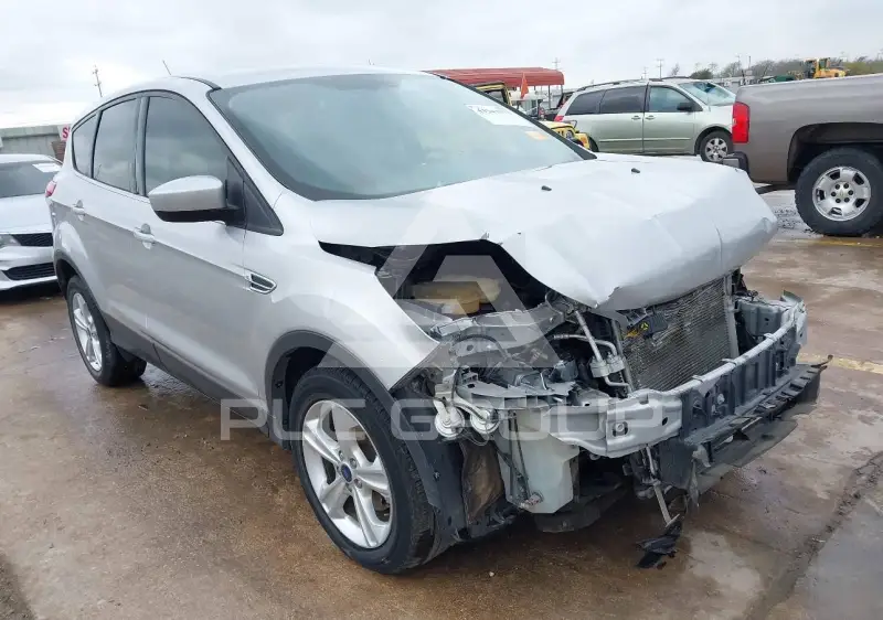 2016 Ford ESCAPE photo