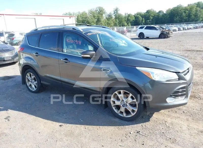 2016 Ford ESCAPE photo