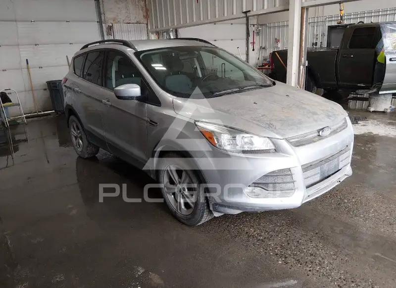 2016 Ford ESCAPE photo