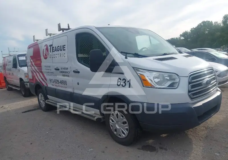 2016 Ford TRANSIT photo