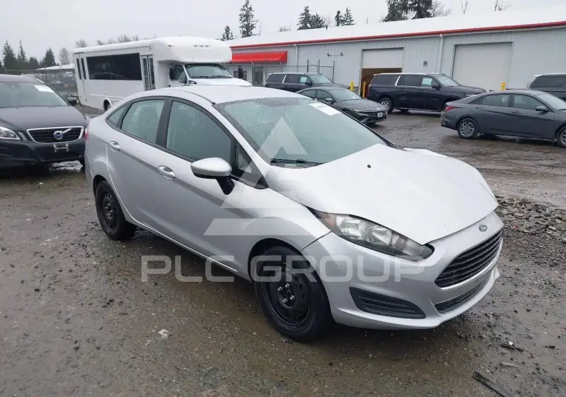 2016 Ford FIESTA фото
