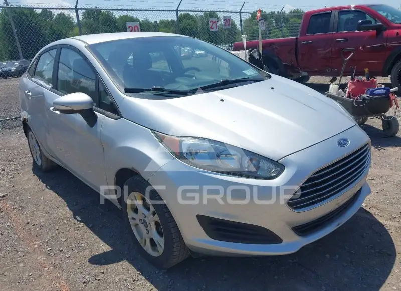 2016 Ford FIESTA фото