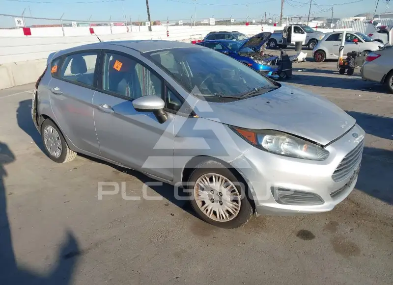 2016 Ford FIESTA фото