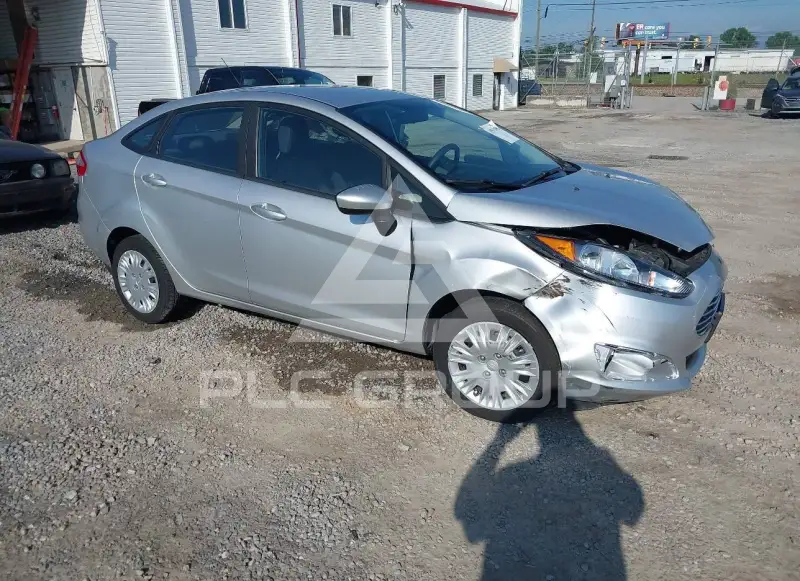 2016 Ford FIESTA photo