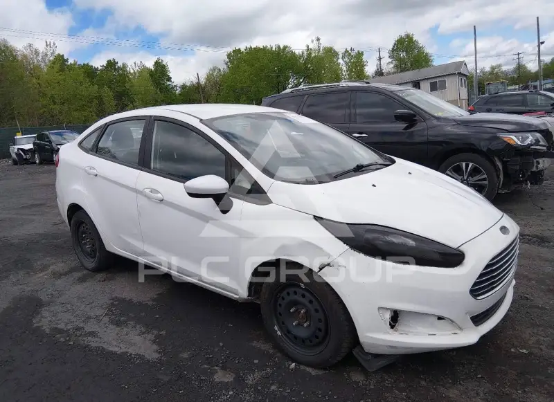 2016 Ford FIESTA photo