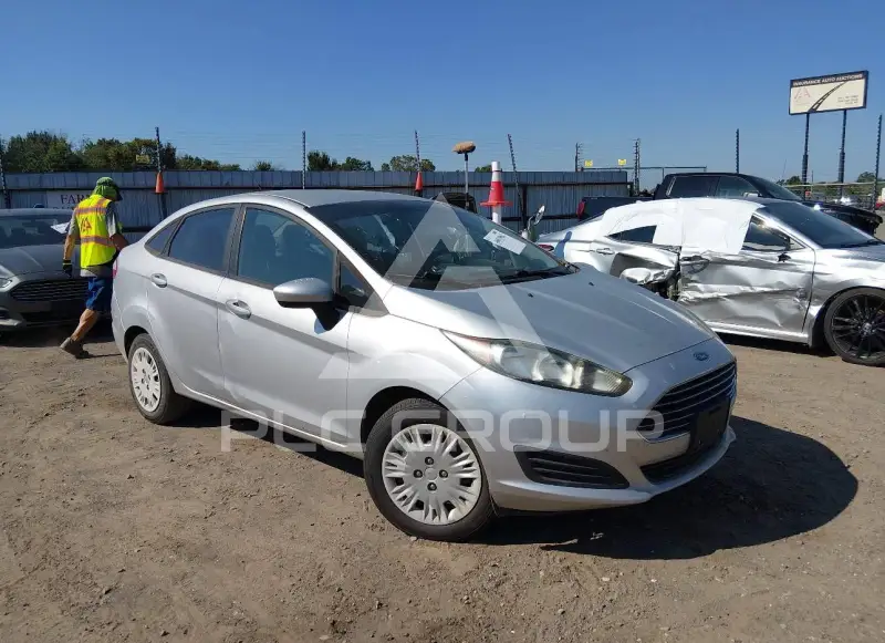 2016 Ford FIESTA фото