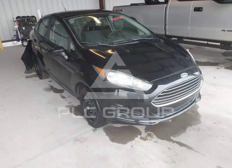 2016 Ford FIESTA фото