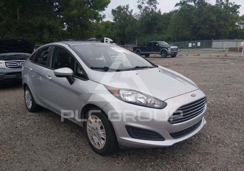 2016 Ford FIESTA фото