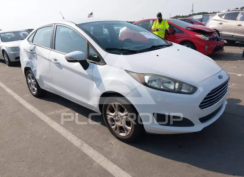 2016 Ford FIESTA фото