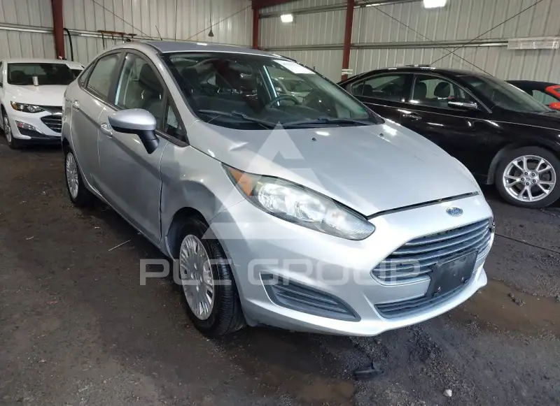 2016 Ford FIESTA фото