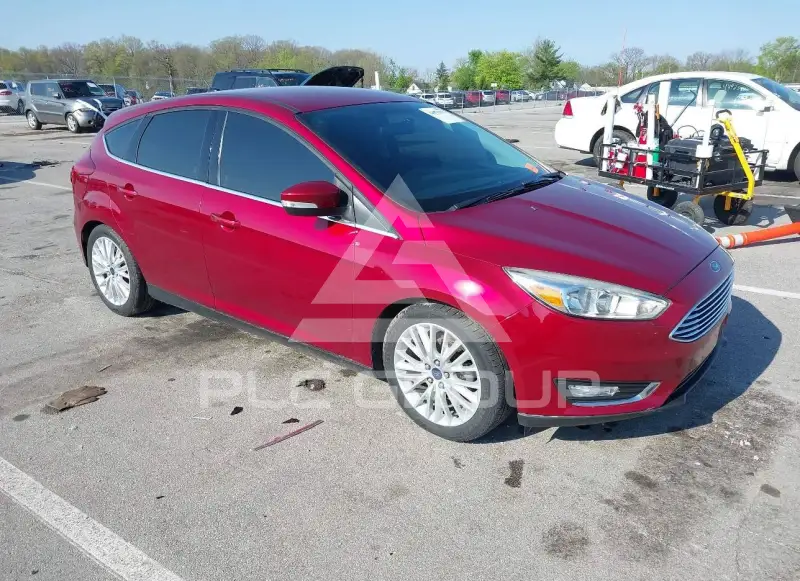 2016 Ford FOCUS photo