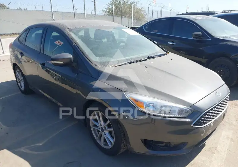 2016 Ford FOCUS фото