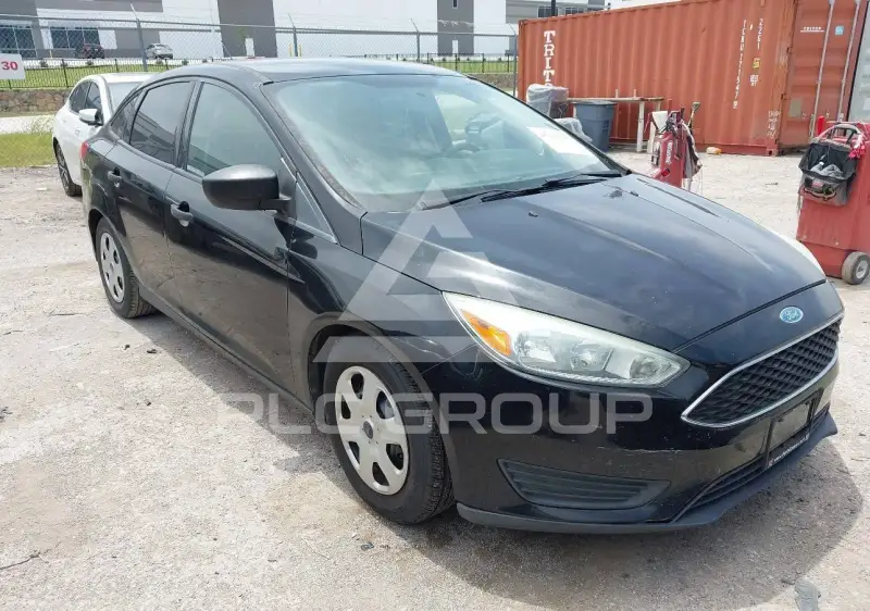 2016 Ford FOCUS photo