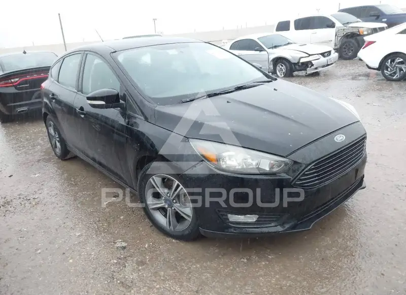 2016 Ford FOCUS фото