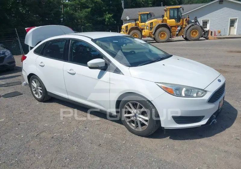 2016 Ford FOCUS фото