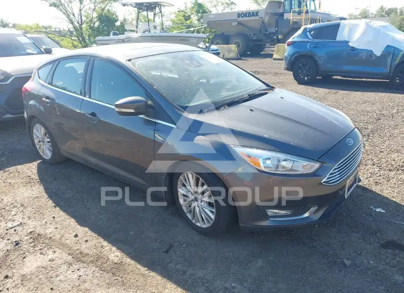 2016 Ford FOCUS photo