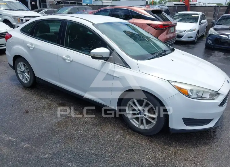 2016 Ford FOCUS фото