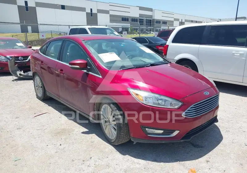 2016 Ford FOCUS фото