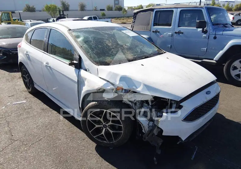 2016 Ford FOCUS фото