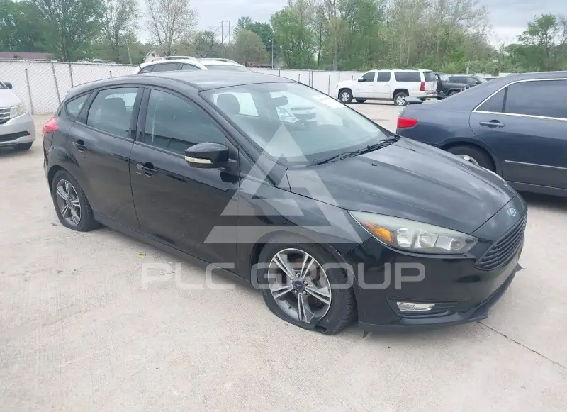 2016 Ford FOCUS фото