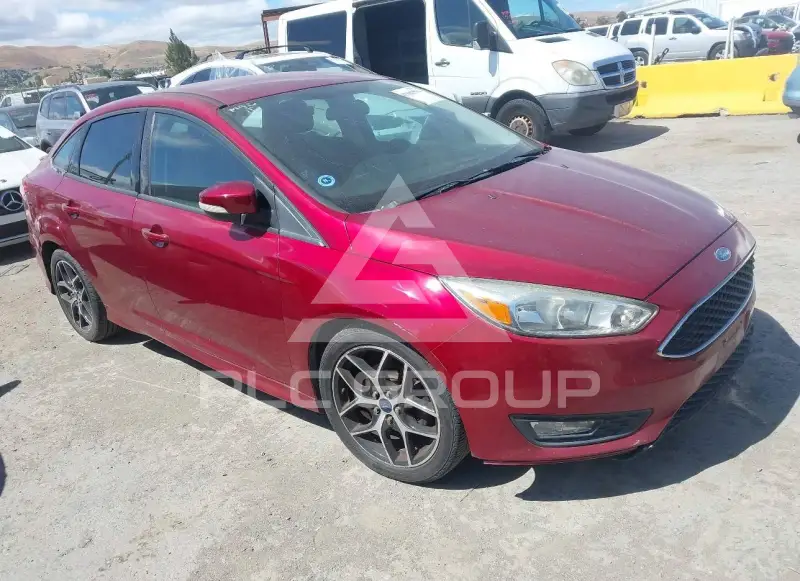2016 Ford FOCUS photo
