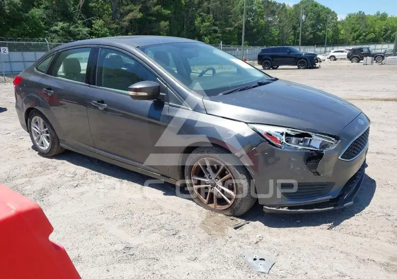 2016 Ford FOCUS photo
