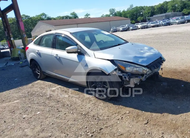 2016 Ford FOCUS фото