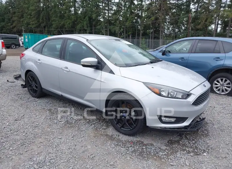 2016 Ford FOCUS photo