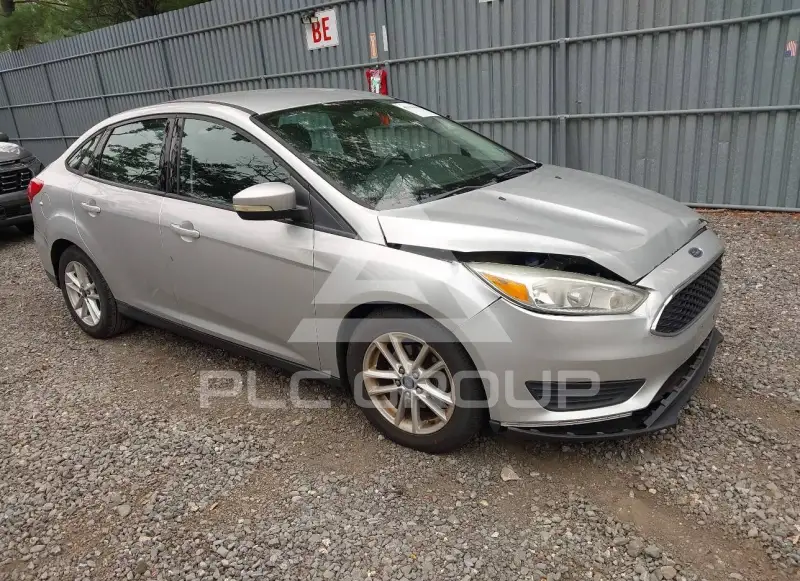 2016 Ford FOCUS фото