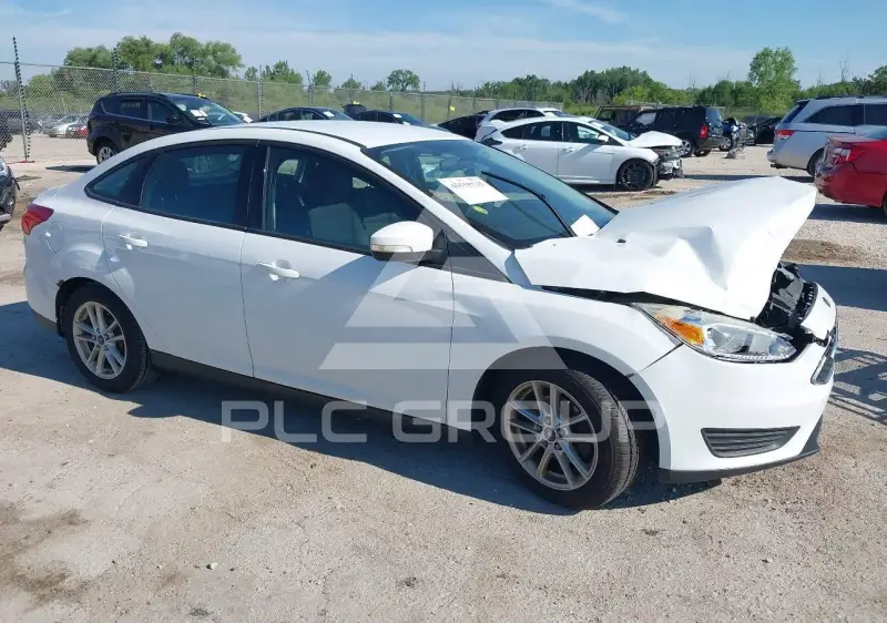 2016 Ford FOCUS фото