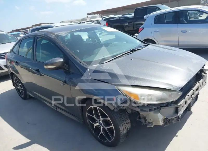 2016 Ford FOCUS фото