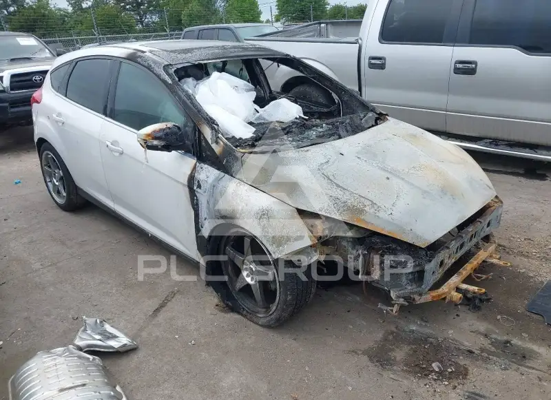 2016 Ford FOCUS photo