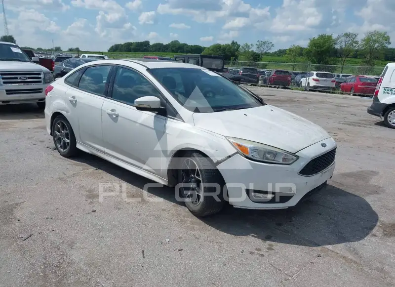 2016 Ford FOCUS фото