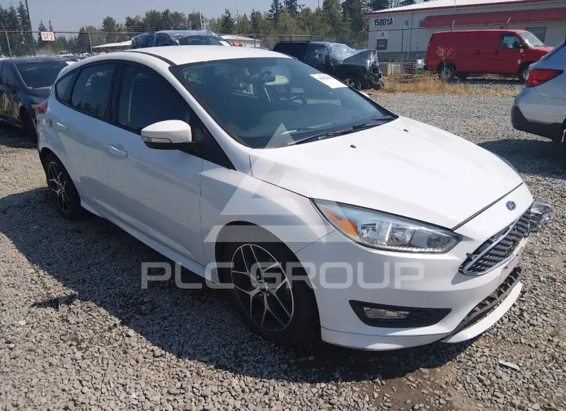 2016 Ford FOCUS фото