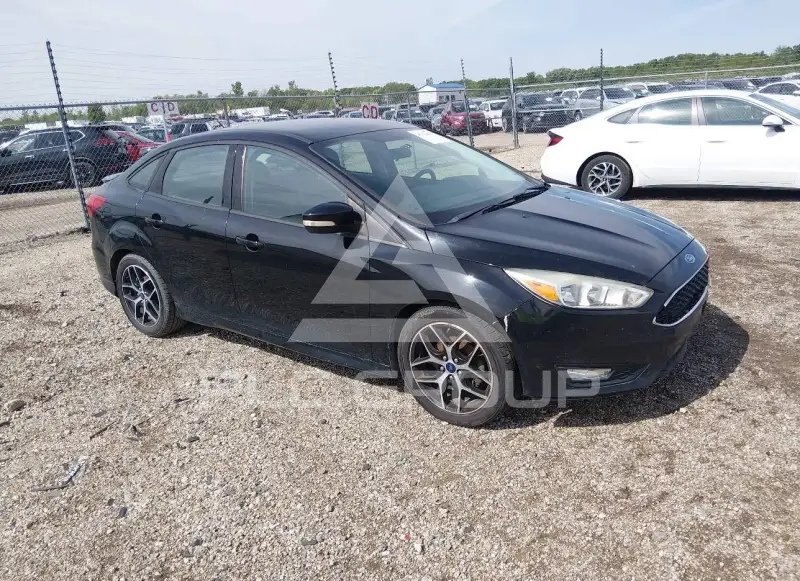 2016 Ford FOCUS фото