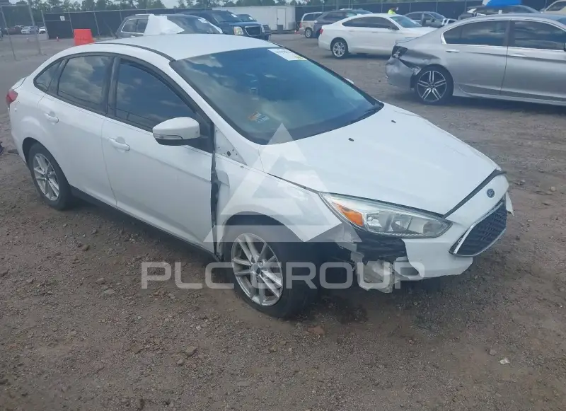 2016 Ford FOCUS photo