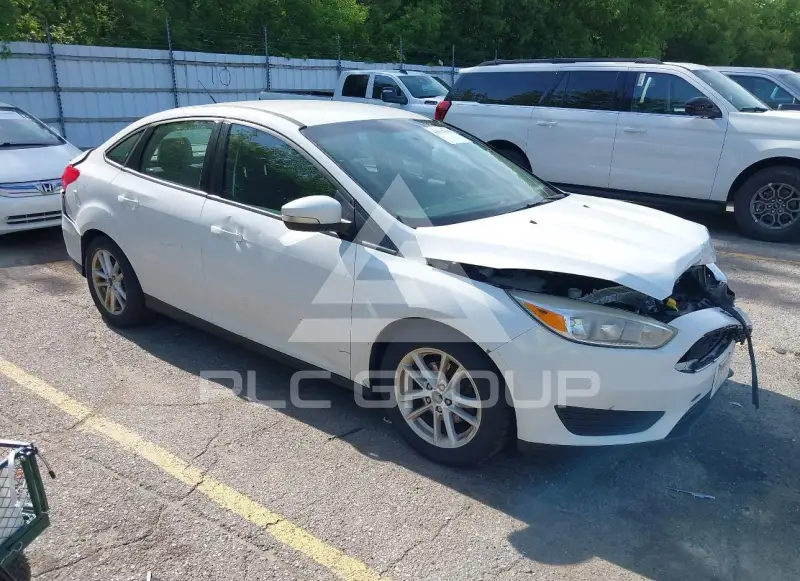 2016 Ford FOCUS фото