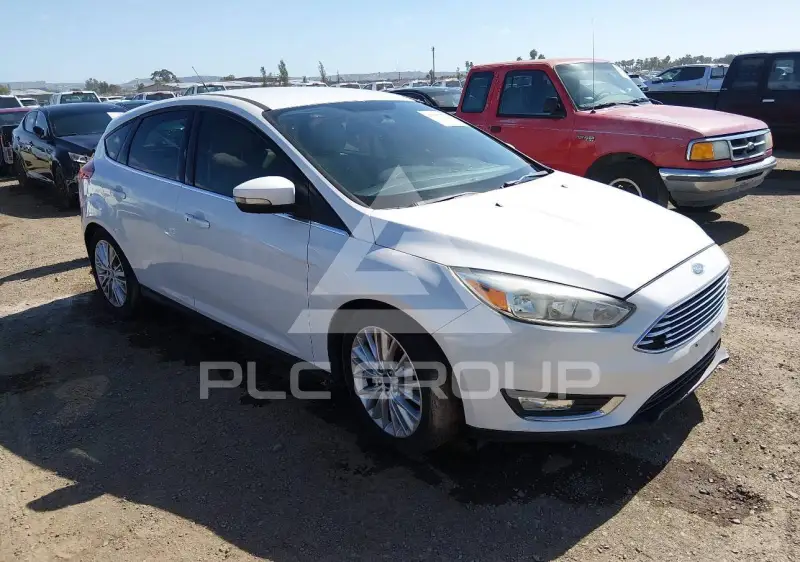 2016 Ford FOCUS фото