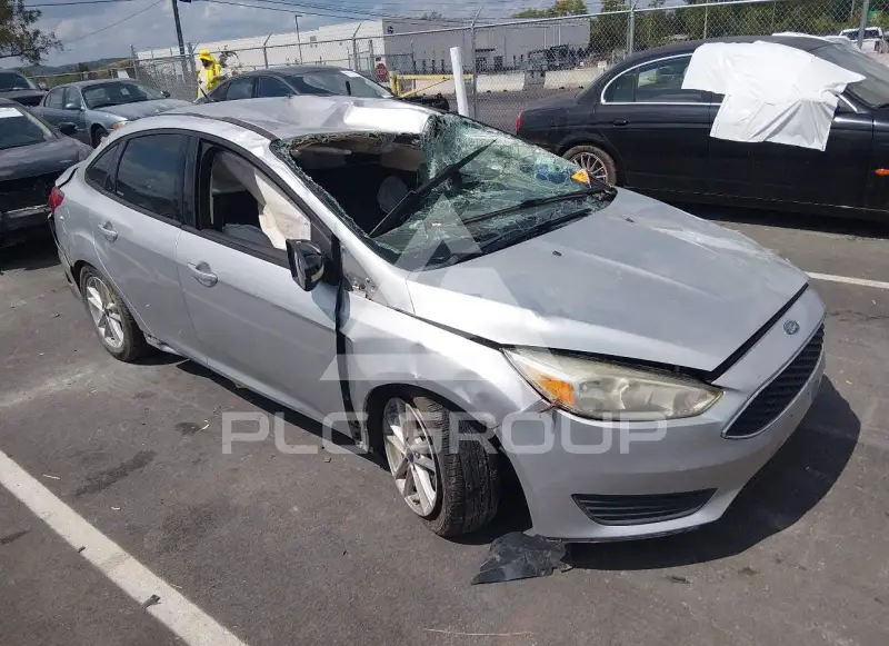 2016 Ford FOCUS фото