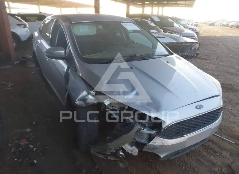 2016 Ford FOCUS photo