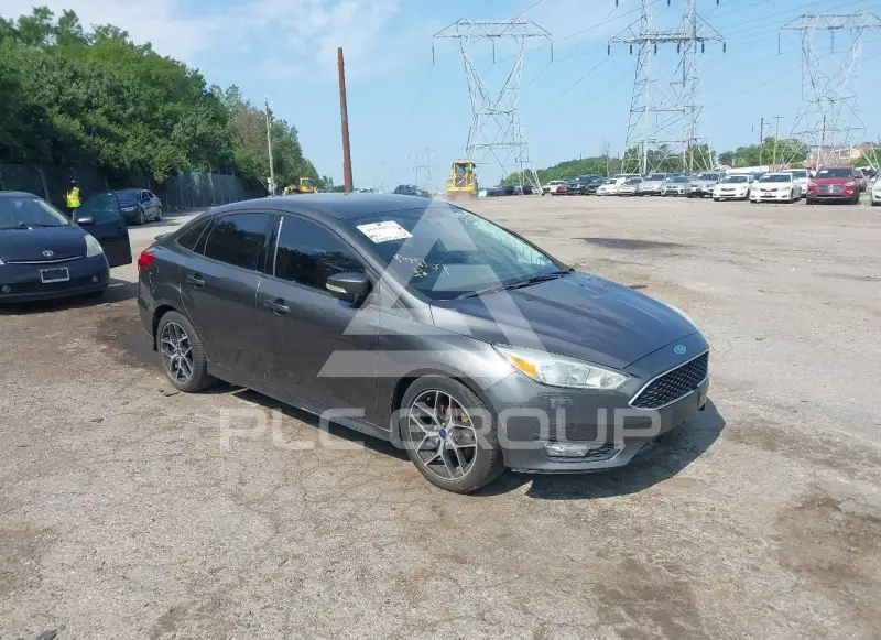 2016 Ford FOCUS фото
