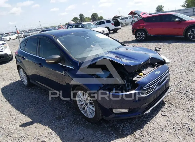 2016 Ford FOCUS фото