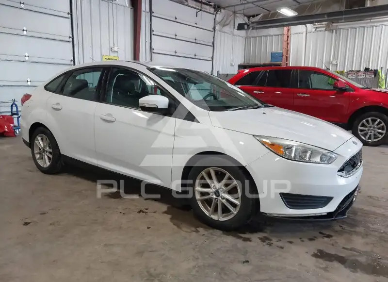 2016 Ford FOCUS photo