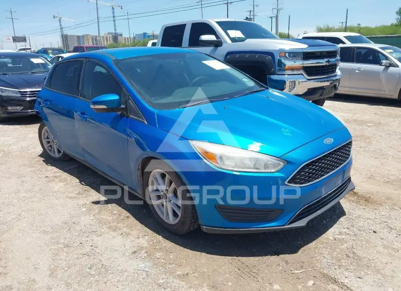 2016 Ford FOCUS photo