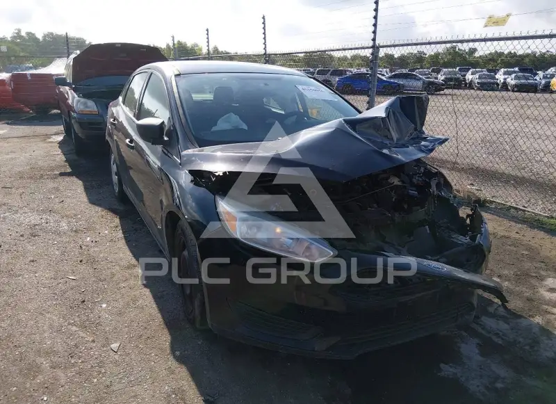 2016 Ford FOCUS фото