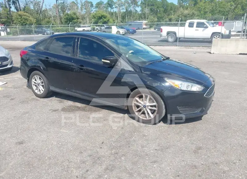 2016 Ford FOCUS photo